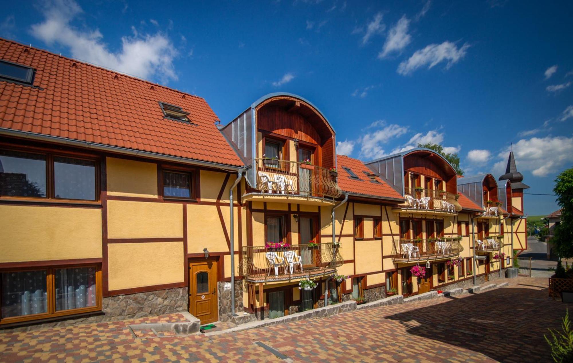 Aparthotel Jurika Liptov Liptovský Mikuláš Exterior foto