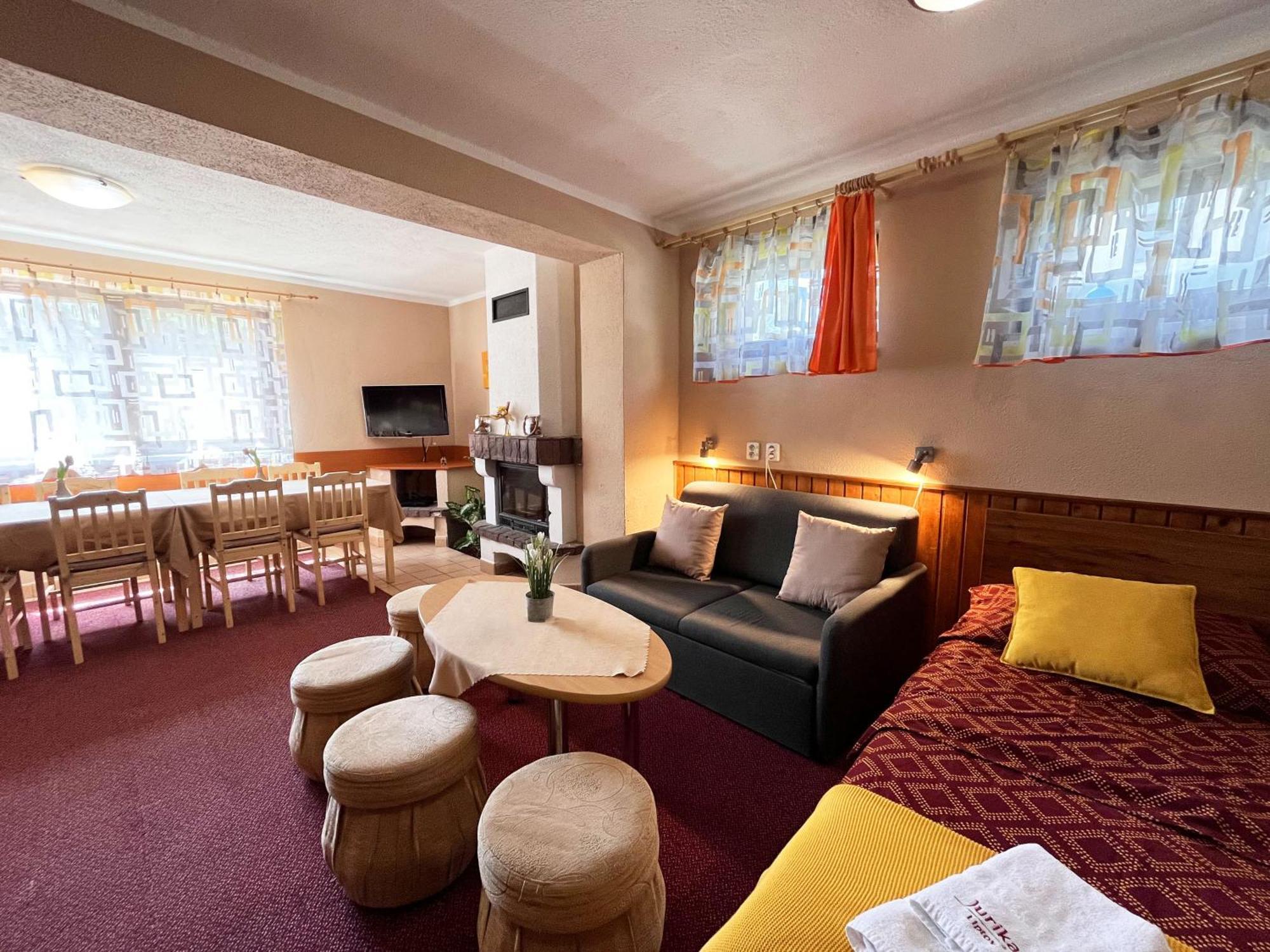 Aparthotel Jurika Liptov Liptovský Mikuláš Exterior foto