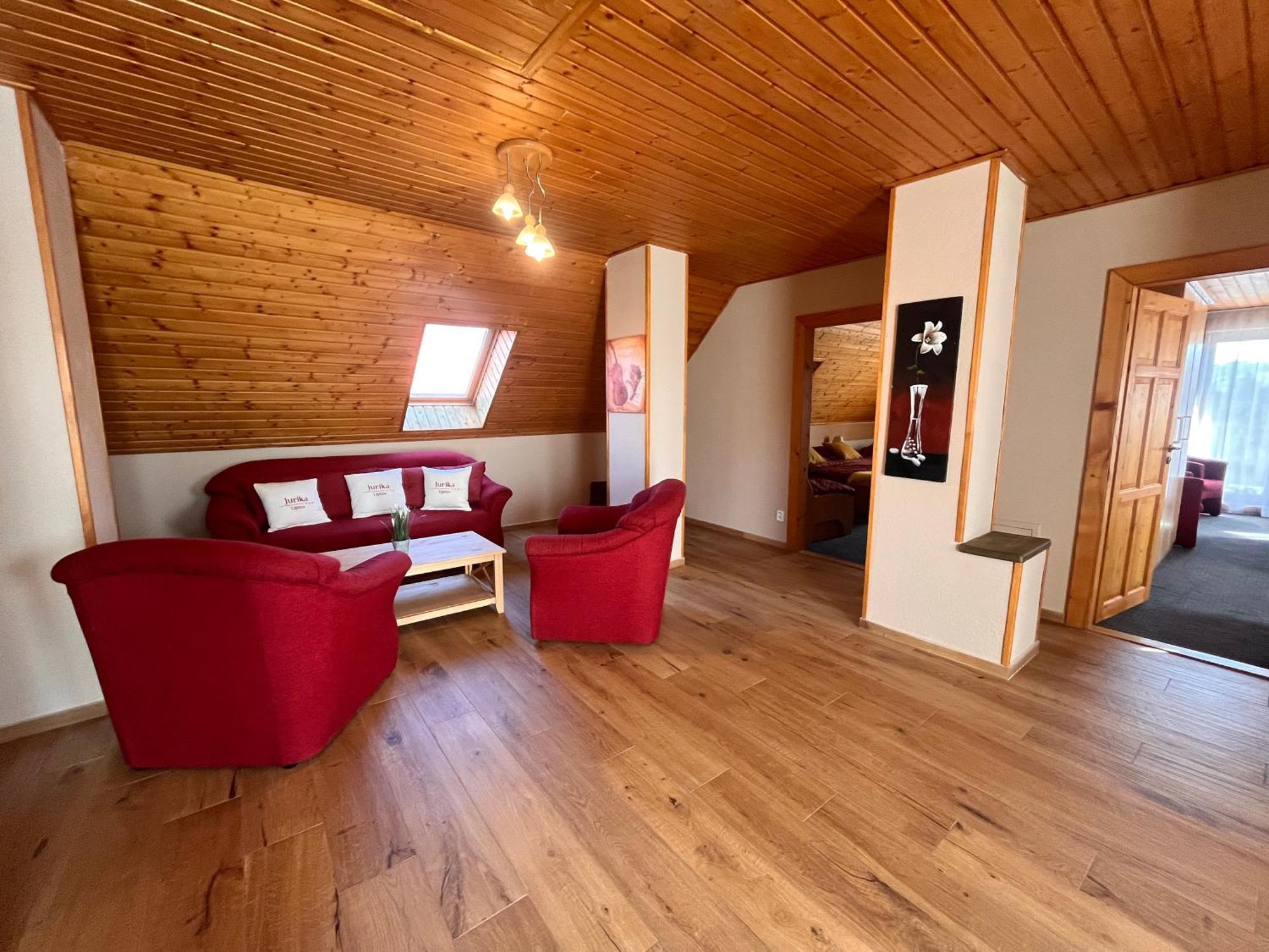 Aparthotel Jurika Liptov Liptovský Mikuláš Exterior foto